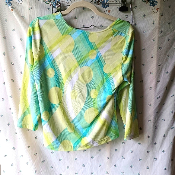 LA Seat Covers Blouse Top Size Small - Picture 2 of 5